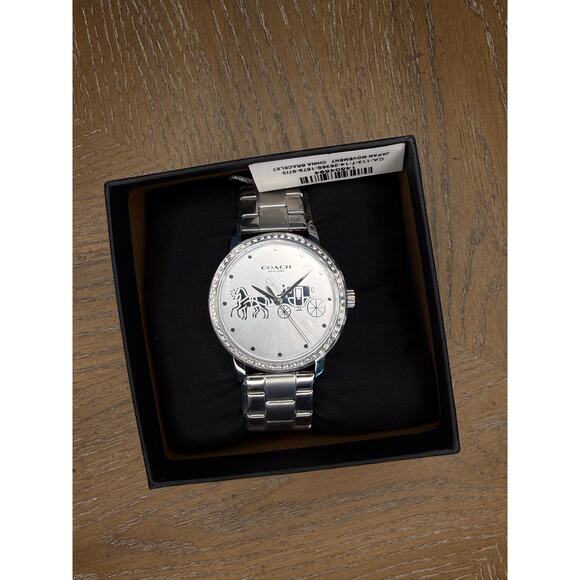 Coach Women’s Stainless Steel Watch Silver Dial Bracelet New With Box - Picture 4 of 6